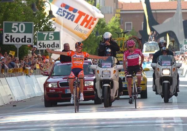 Laverde with the stage and Pinotti takes the Maglia Rosa.