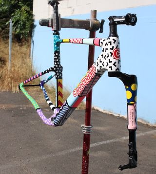 Rane Roatta's Cannondale Topstone LEfty painted by Dr Curtis Bullock