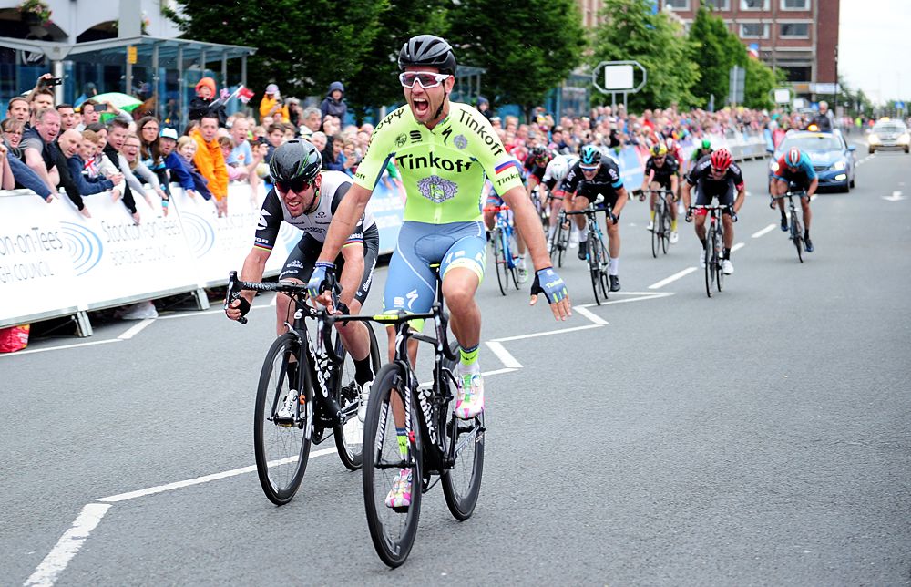 Adam Blythe wins from Mark Cavendish
