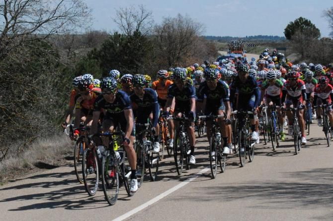 Movistar and Euskaltel in the peloton