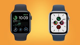 Apple Watch SE 2022 and Apple Watch SE 2020 on orange background