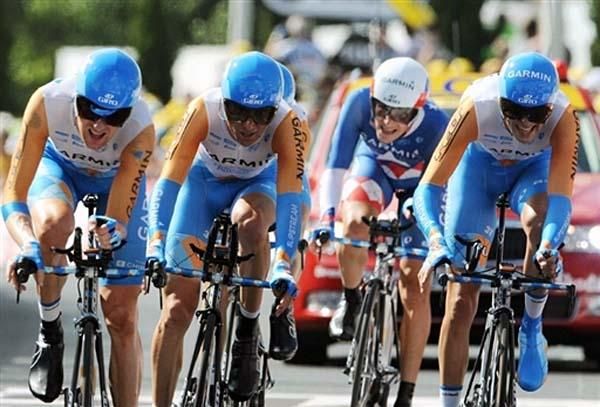 Two Liquigas riders during the team time trial.