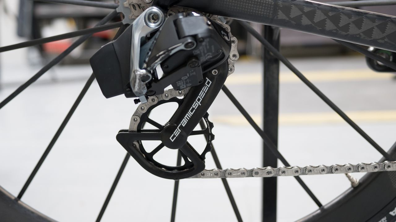 Festka Spectre with ceramic speed oversized pulley