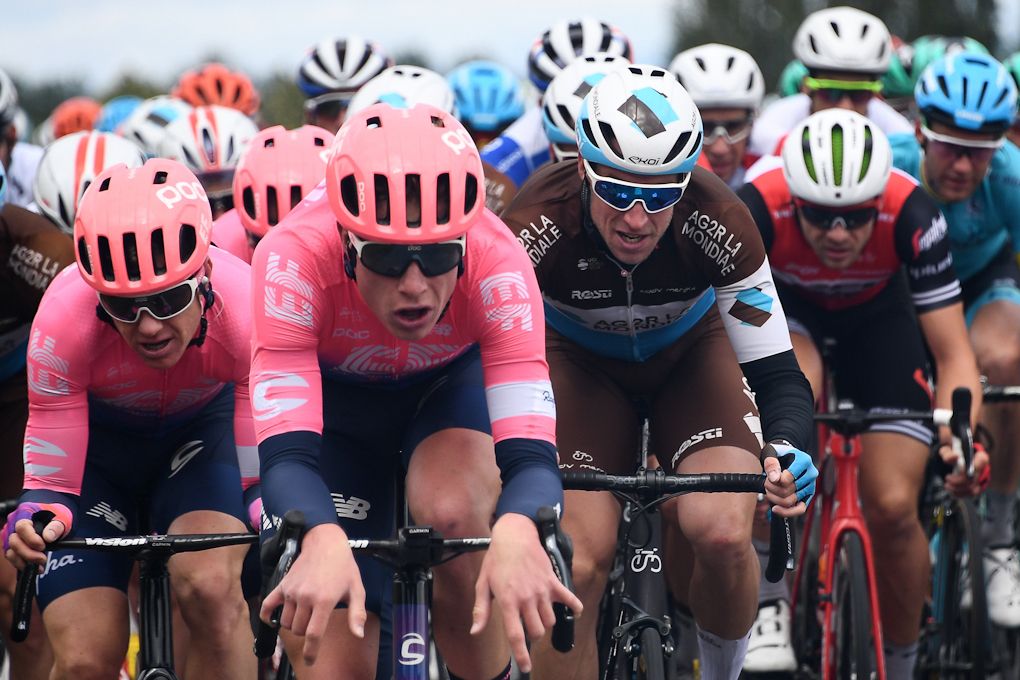 AG2R La Mondiale rider France's Alexandre Geniez (R) rides with the pack towards the end of the third stage at Dauphine