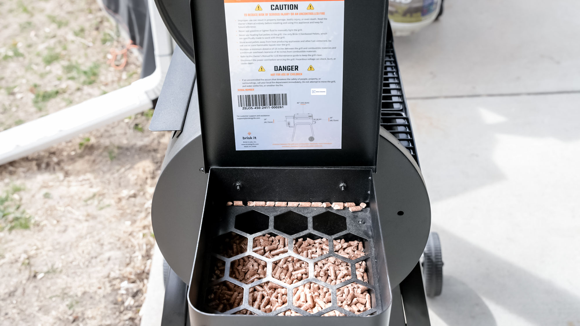 Brisk It Zelos AI Powered WiFi Grill