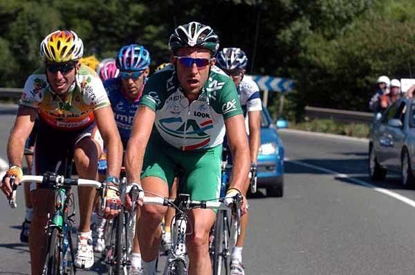 Christophe Moreau (Credit Agricole) without his tongue sticking out - weird...