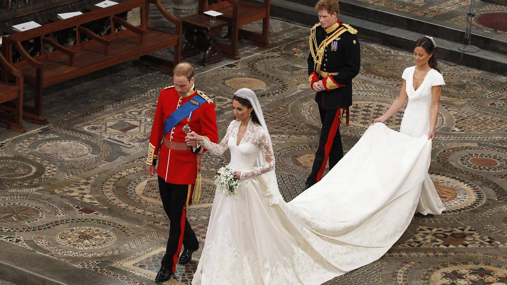 Prince Harry Made Kate Middleton Cry On Her Wedding Day With This Sweet ...