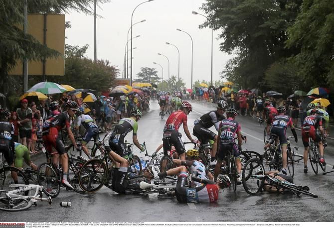 There were more crashes during stage 19