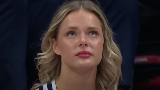 A March Madness Utah Cheerleader Reacted After Going Viral After Crying ...