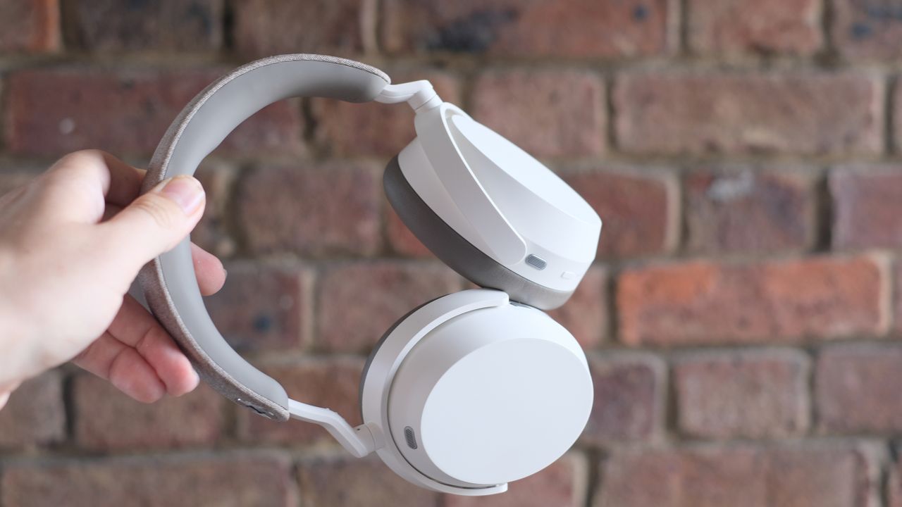 Photograph of Sennheiser Momentum 5 headphones