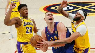 Nuggets lead Laker 3-0 in NBA Playoffs