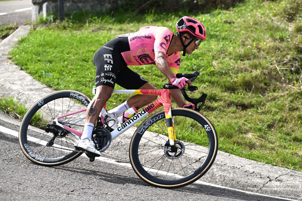 PICON BLANCO BURGOS SPAIN SEPTEMBER 07 Richard Carapaz of Ecuador and Team EF Education EasyPost competes during the La Vuelta 79th Tour of Spain 2024 Stage 20 a 172km stage from Villarcayo to Picon Blanco 1491m UCIWT on September 07 2024 in Picon Blanco Burgos Spain Photo by Tim de WaeleGetty Images