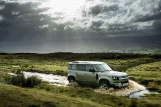 Land Rover Defender offroading