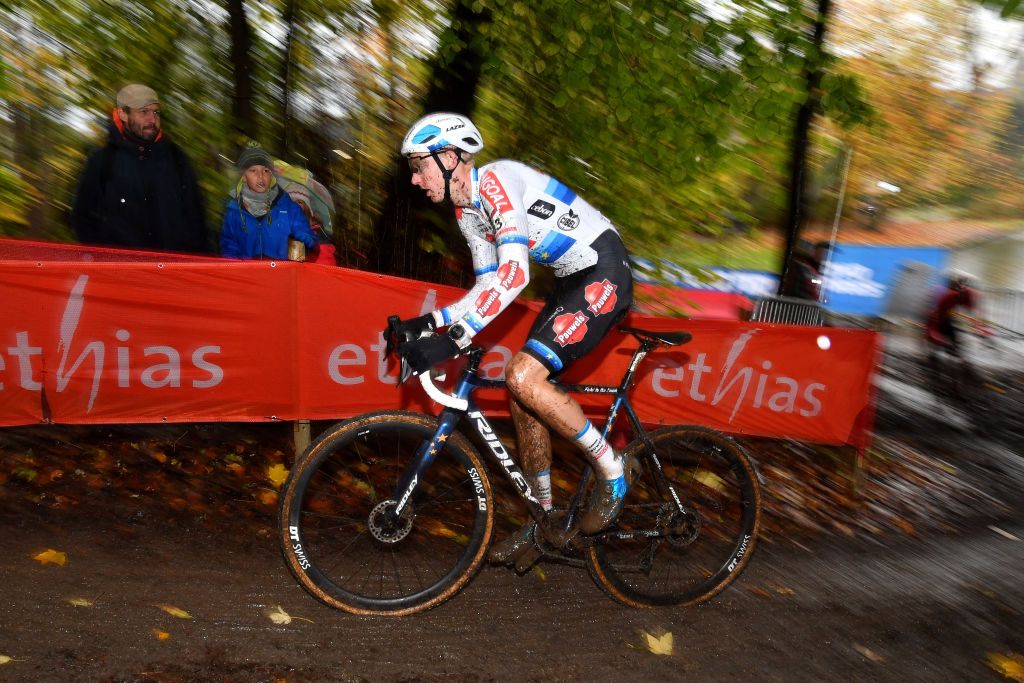 OVERIJSE BELGIUM NOVEMBER 20 Michael Vanthourenhout of Belgium and Team Pauwels Sauzen Bingoal competes during the 62nd UCI Cyclocross World Cup Druivencross Overijse 2022 Mens Elite CXWorldCup Overijse Cyclocross on November 20 2022 in Overijse Belgium Photo by Luc ClaessenGetty Images