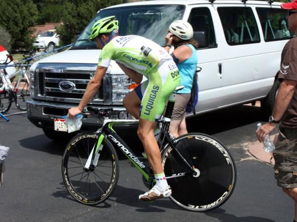 Liquigas-Cannondale provided team leader Ivan Basso with a new Cannondale Slice while the rest of the squad used the old one. As it turned out, so did Basso.