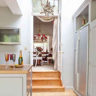 Kitchen corner with American style fridge