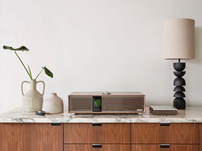 The new Ruark Audio R-CD100 next to Ruark&#039;s R410 console