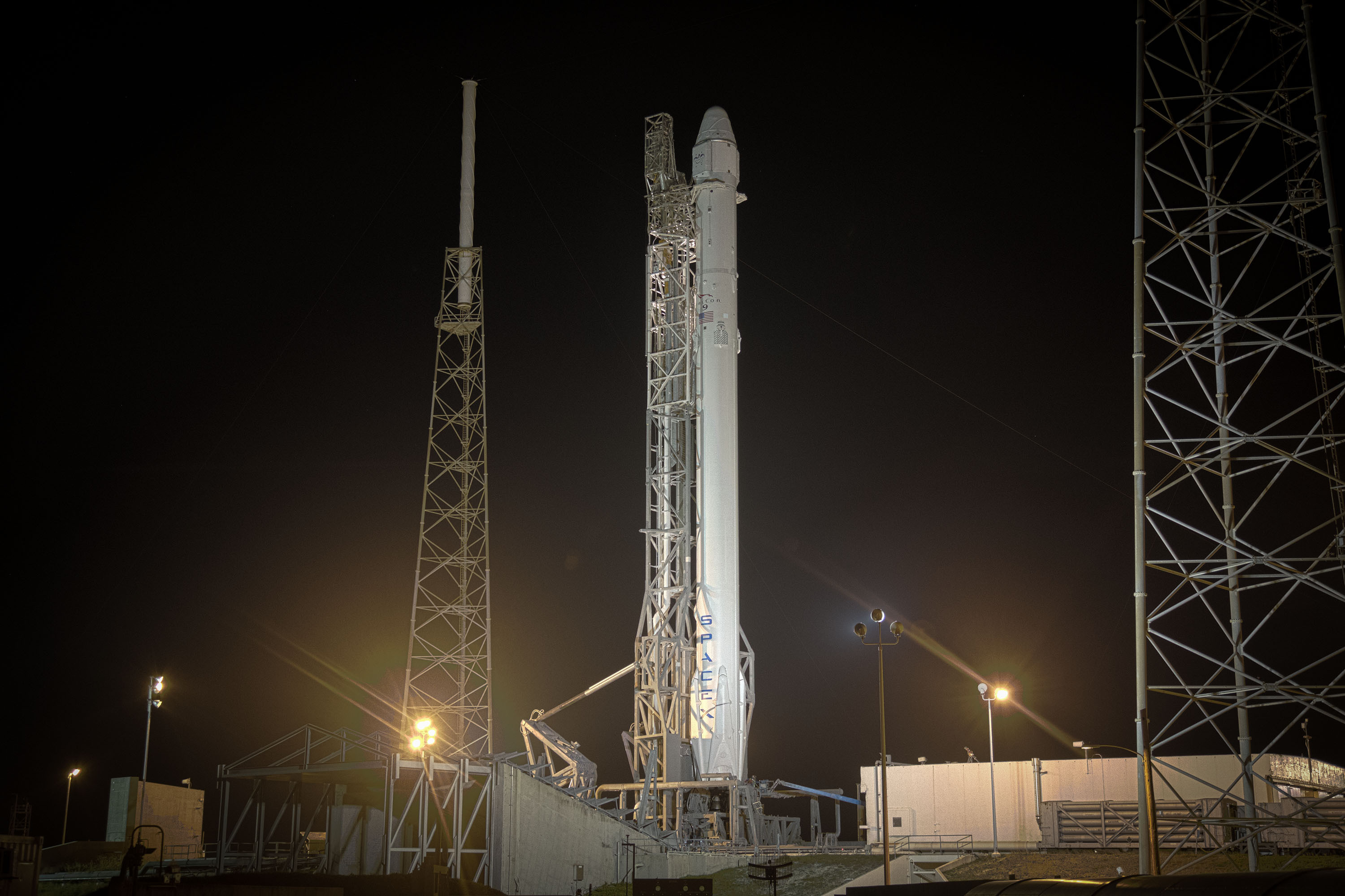 SpaceX&#039;s Falcon 9 rocket and Dragon spacecraft stand poised to launch on the fifth cargo delivery mission to the International Space Station for NASA on Jan. 6, 2015. That attempt was scrubbed, and the next try is set for Jan. 10.