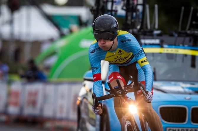 Rob Britton (Smartstop) heads out on course