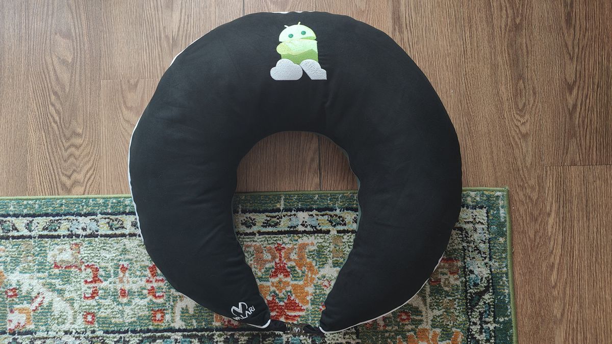A front view of the Valari Gaming Pillow, with the Android Central logo embroidered on the front.