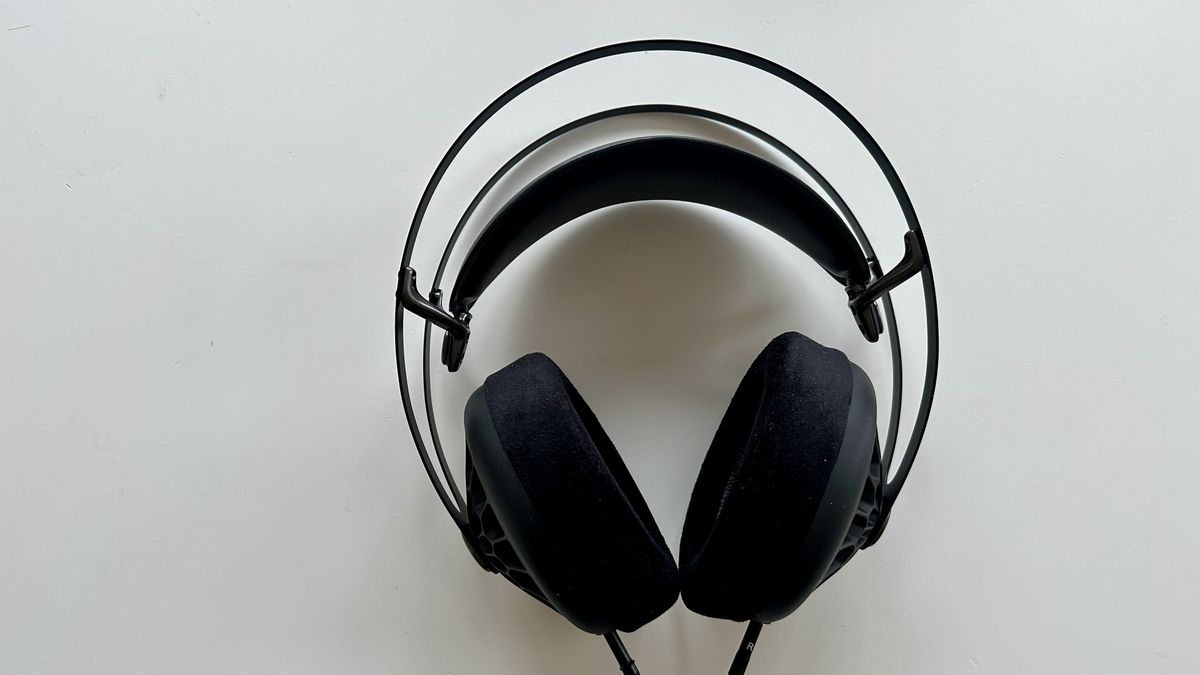Meze Audio 105 AER