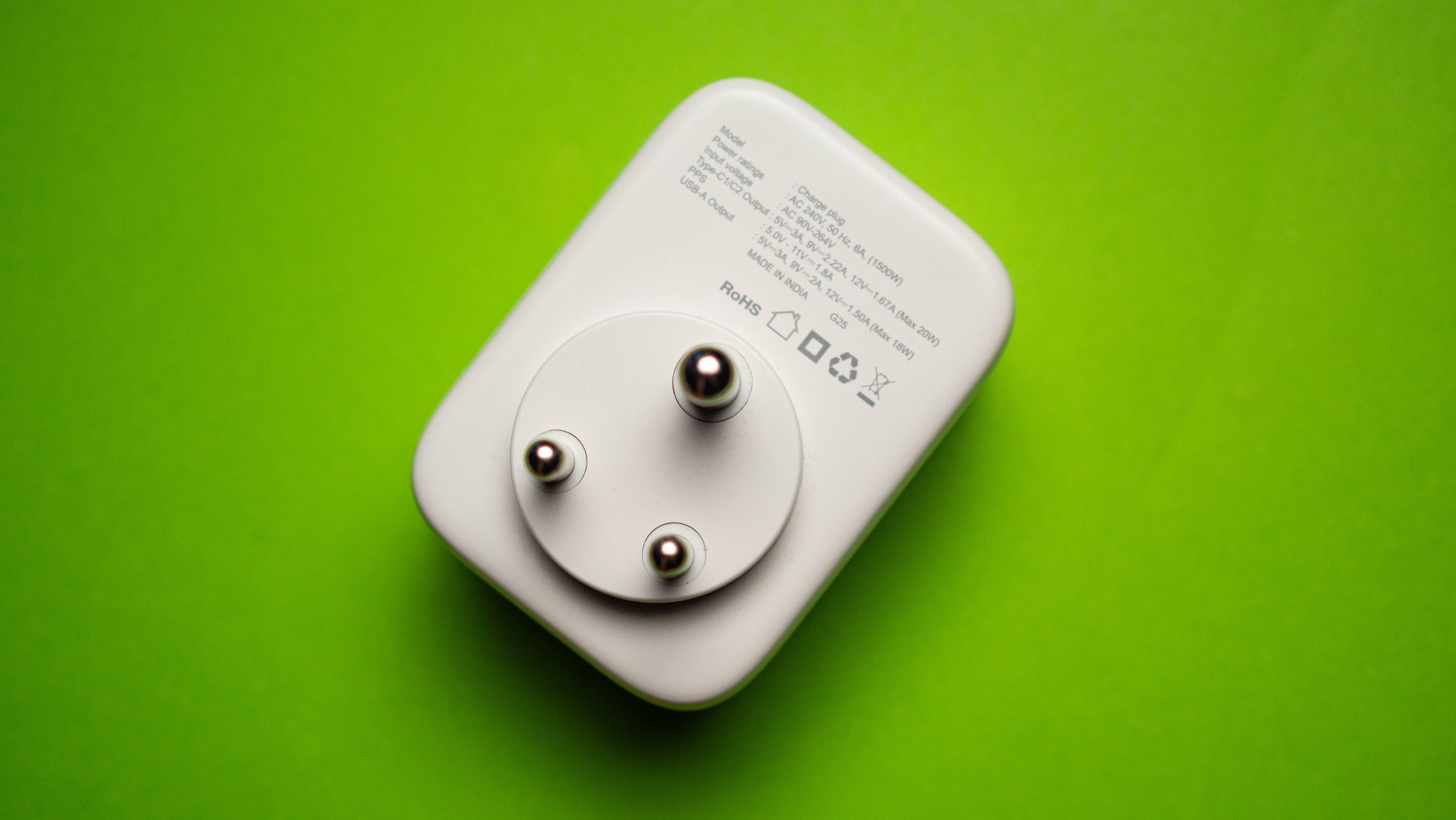 Stuffcool ChargePlug on Android Central