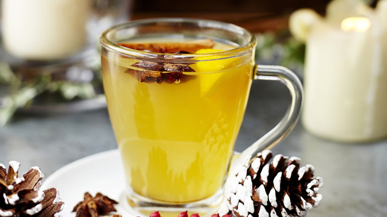 white_mulled_wine.jpg