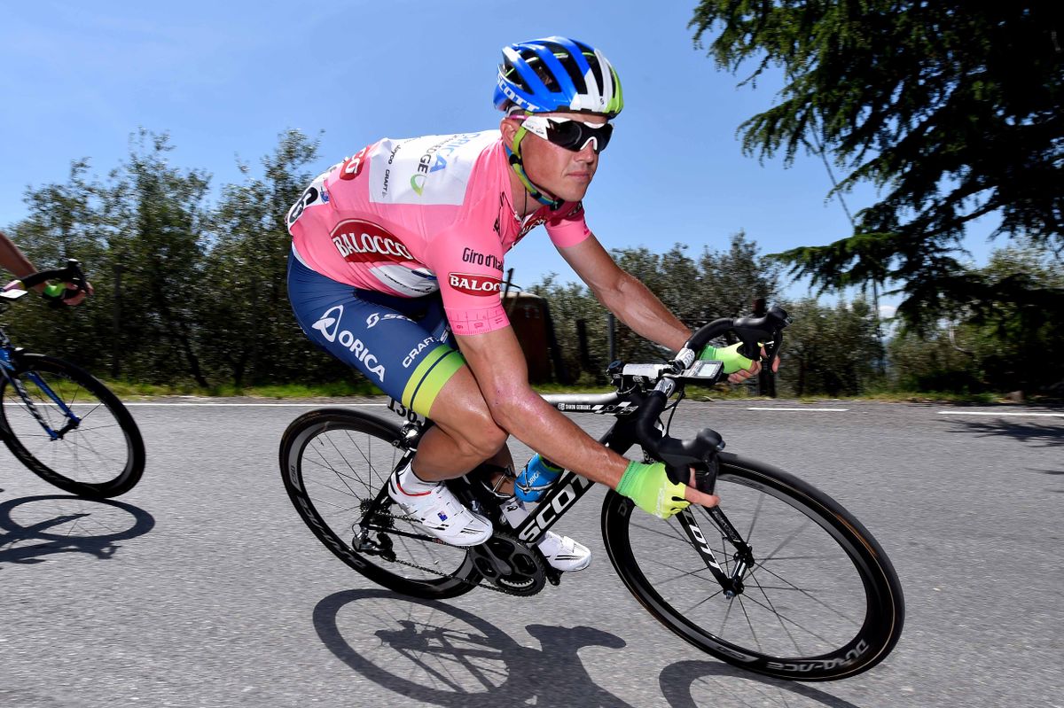 Simon Gerrans (Orica-GreenEdge) in the maglia rosa