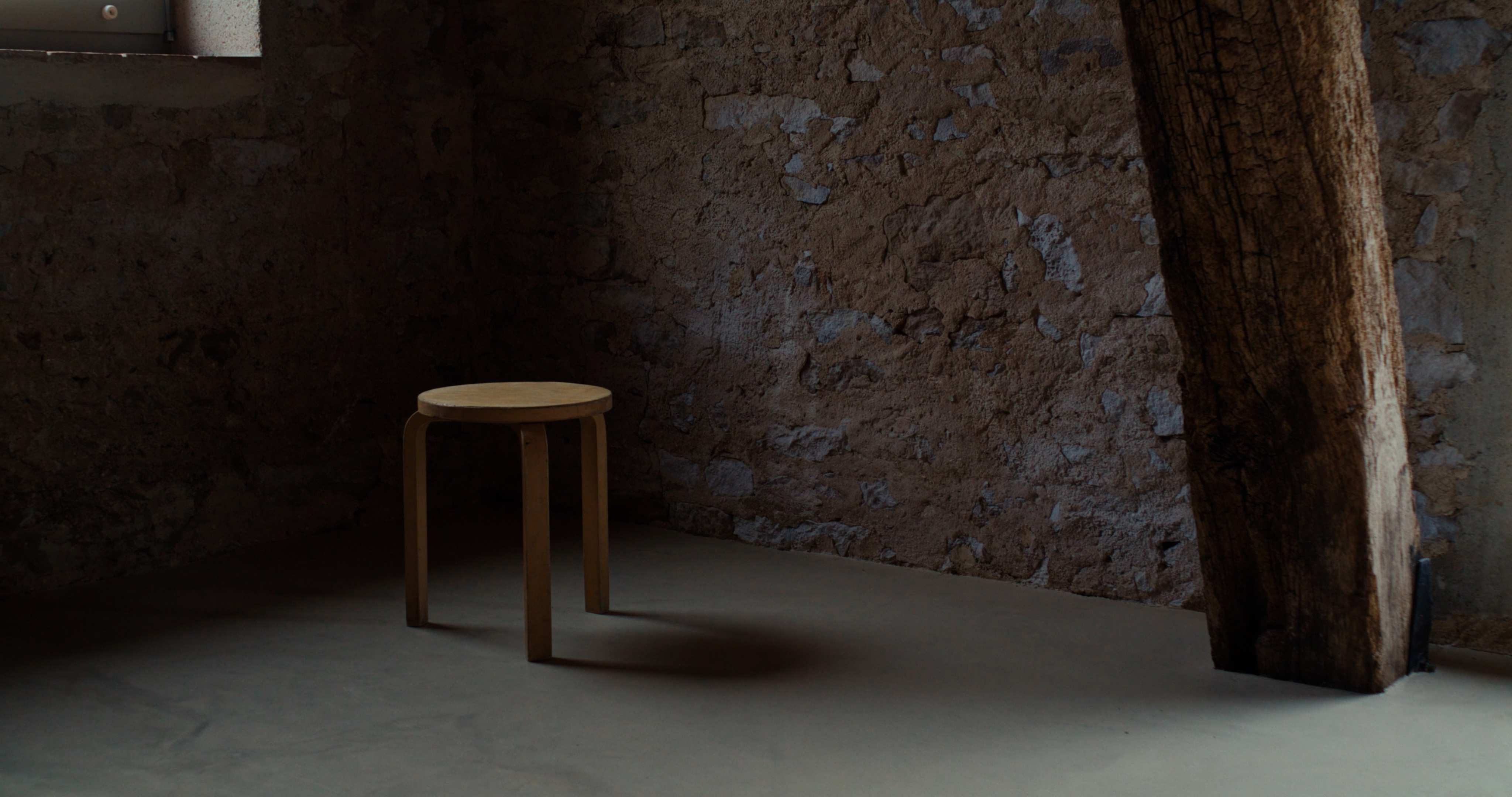 Erwan Bouroullec in the stuff that surrounds episode 5