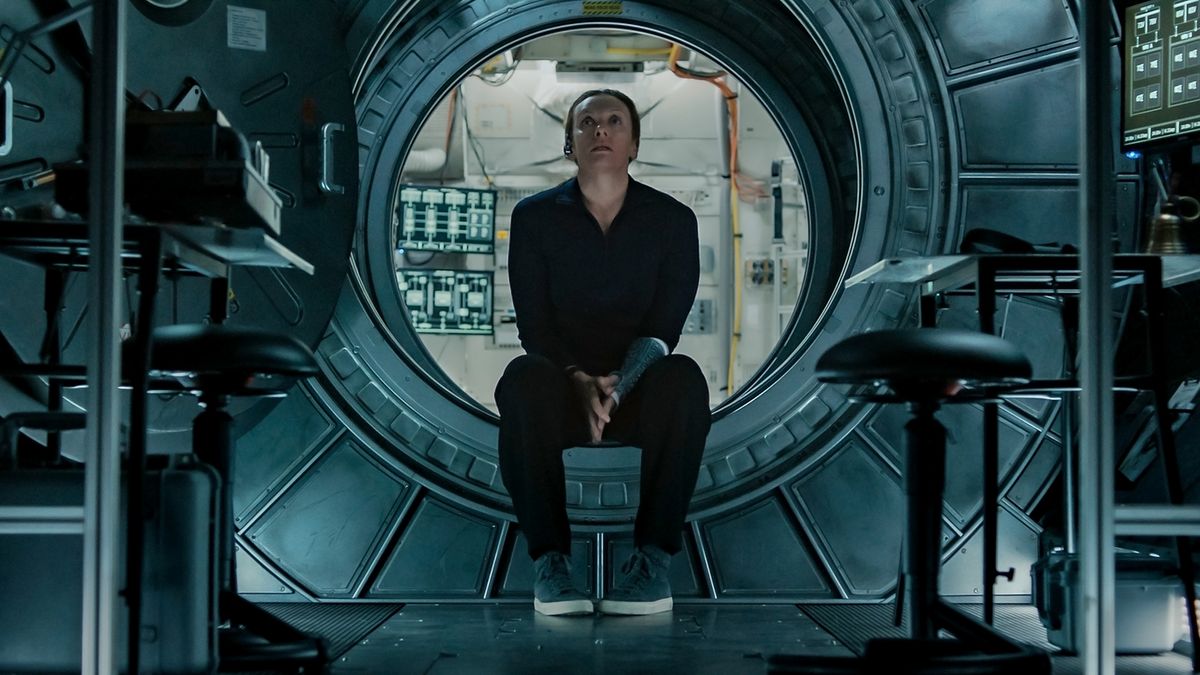 Toni Colllette as Cmdr. Martin Barnett in "Stowaway" on Netflix.