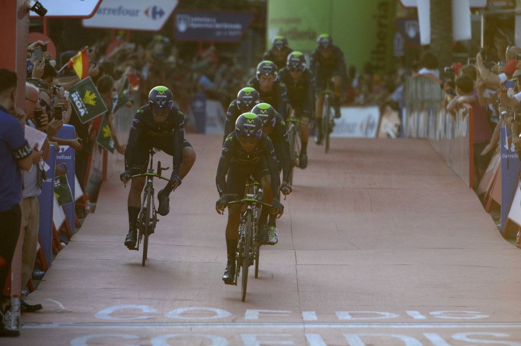 Nairo Quintana leads Movistar over the line