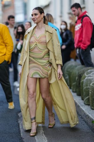 Street Style - Day 1 - Milan Fashion Week Fall/Winter 2022/2023