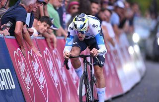 Boucles de l'Aulne: Jon Barrenetxea blasts past Cl&eacute;ment Venturini on uphill finish in Ch&acirc;teaulin for victory