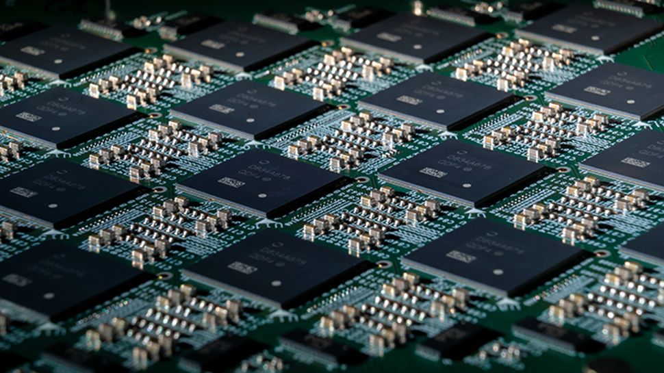 Intel’s New AI Chips Are 1000x Faster Than CPUs But There’s A Catch ...