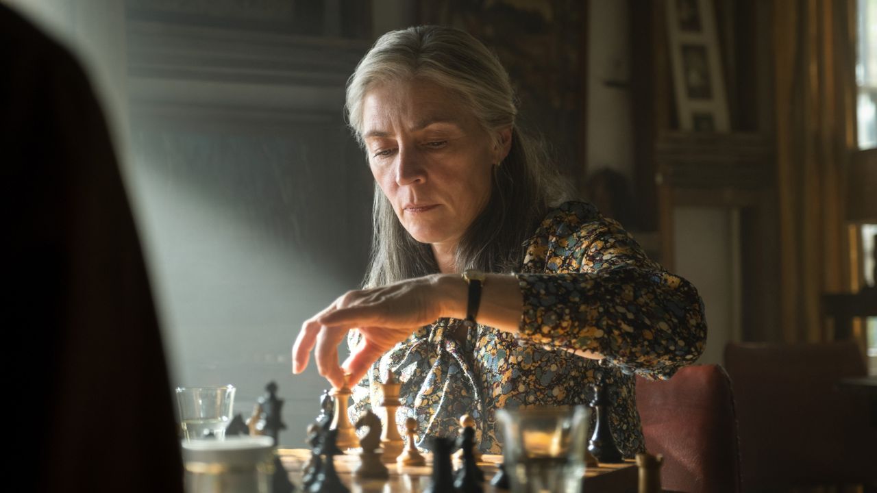 Saskia Reeves in Slow Horses