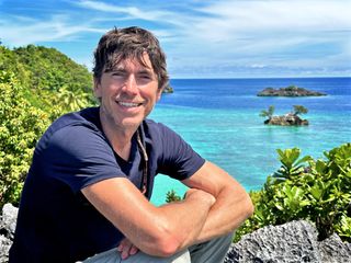 Simon is in the South Pacific for episode 3.