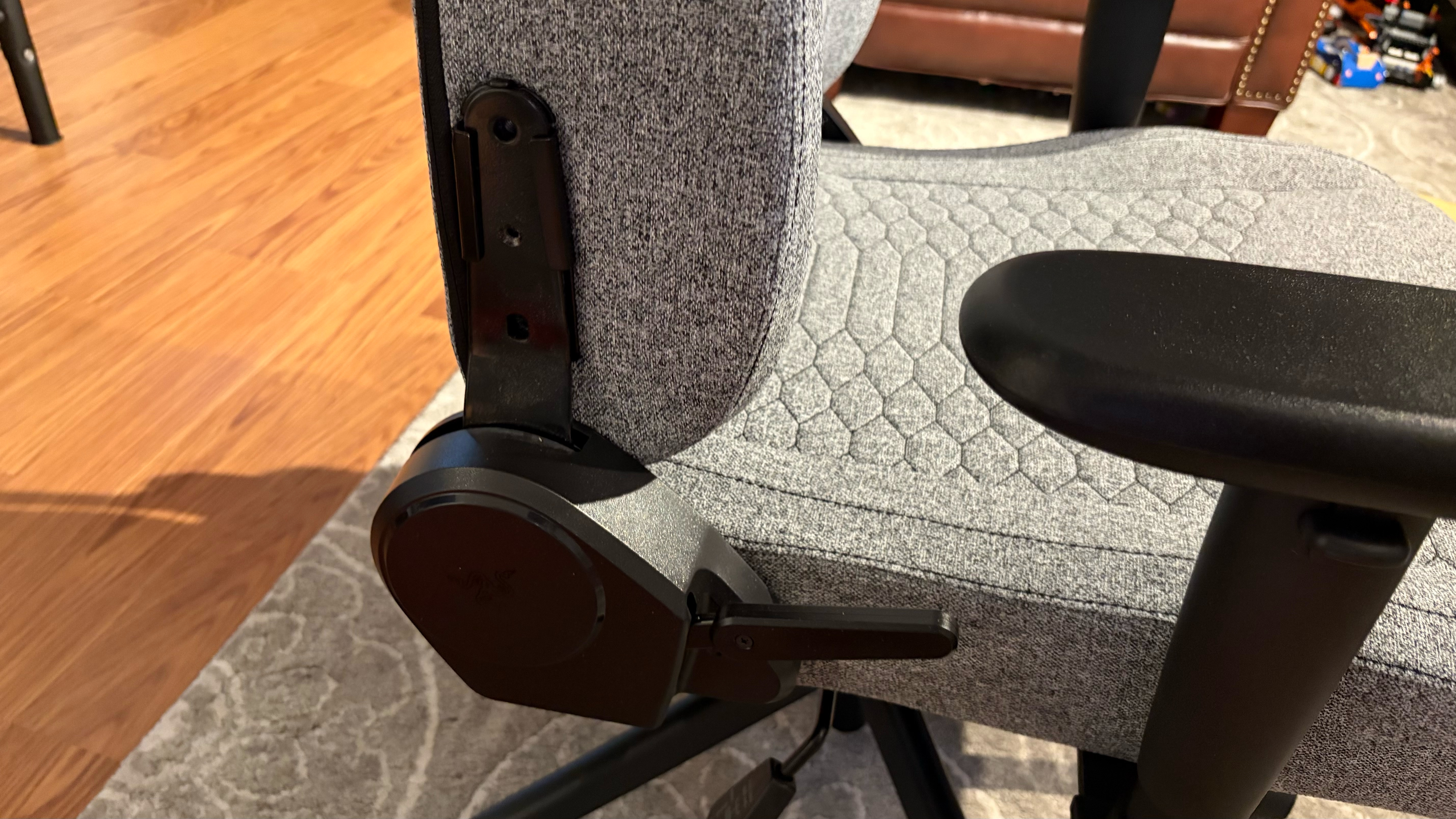 Razer Iskur V2 X