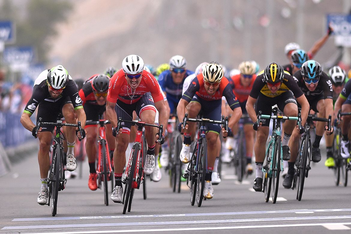 Reinardt Janse van Rensburg and John Degenkolb go head to head in the sprint finish