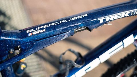 trek supercaliber vs scott spark
