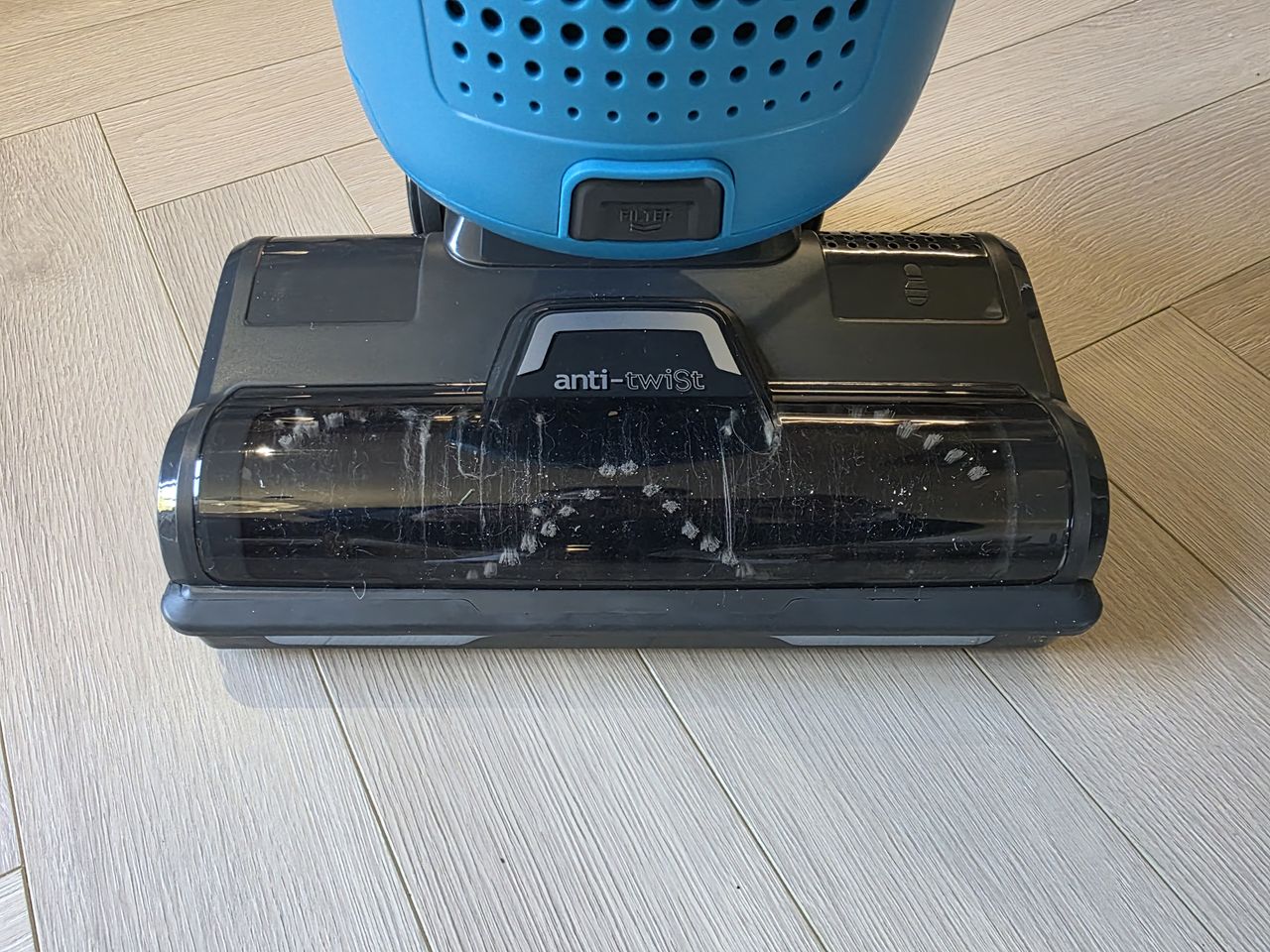 Hoover HL2 TurboStyle vacuum cleaner in reviewer's home