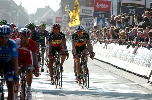 Philippe Gilbert (BMC) didn't make the front group