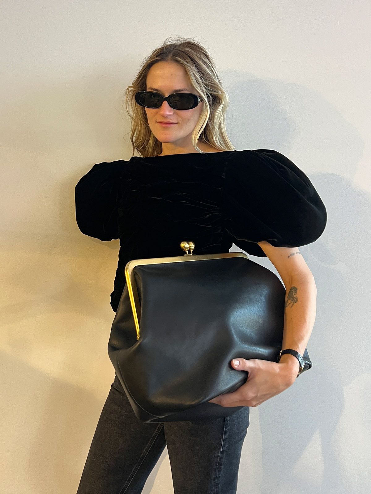 Sarah Jessica Parker Already Wore Spring 2025's Most Wanted Bag | Who ...