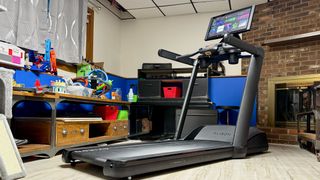 Aviron Victory Treadmill 