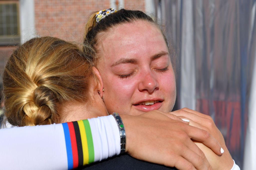 LEUVEN BELGIUM SEPTEMBER 25 Zoe Backstedt of Great Britain gets excited after the 94th UCI Road World Championships 2021 Women Junior Road Race a 752km race from Leuven to Leuven flanders2021 on September 25 2021 in Leuven Belgium Photo by Tim de WaeleGetty Images