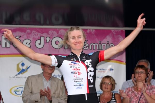 Vicki Whitelaw at the podium