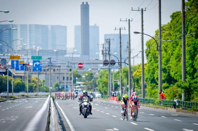 Three riders made braking away from the field
