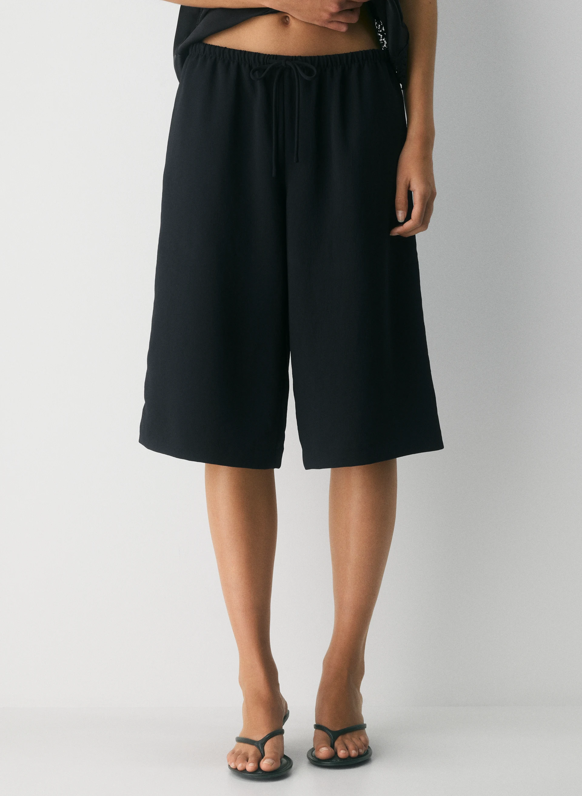 Jetway Short