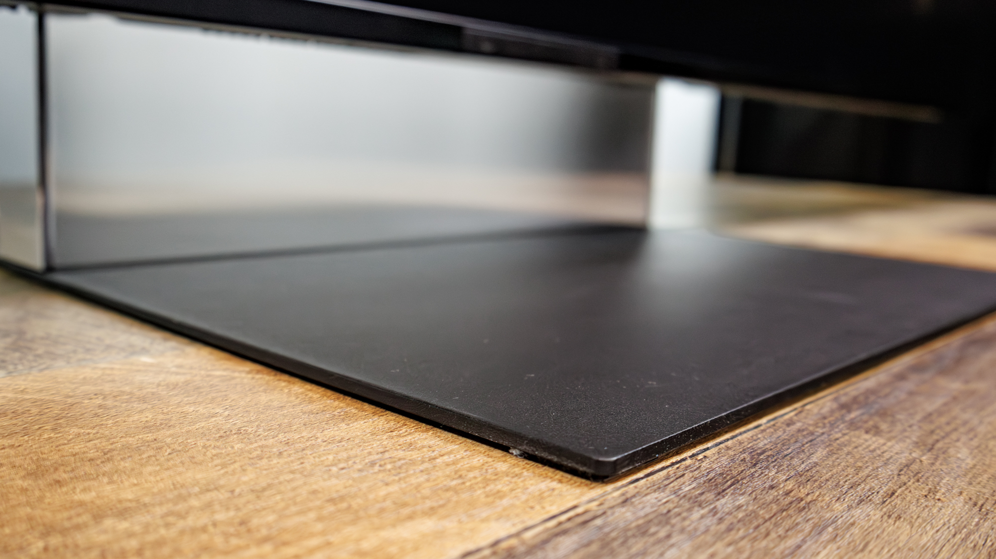 Pedestal stand on the Sony Bravia 9 II TV