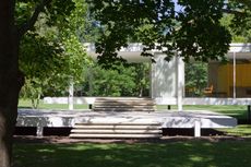 farnsworth house