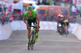 Davide Formolo (Cannondale-Drapac) sprints to the line at Blockhaus on stage 9